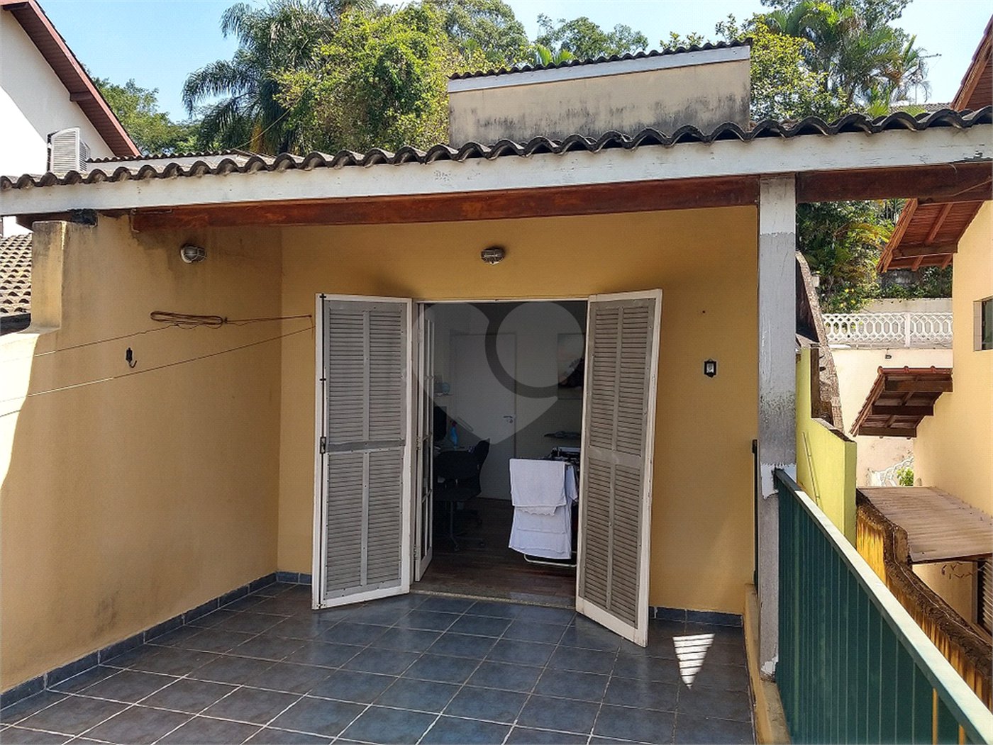 Sobrado à venda com 4 quartos, sendo 1 suíte, em Parque dos Príncipes, São Paulo, SP