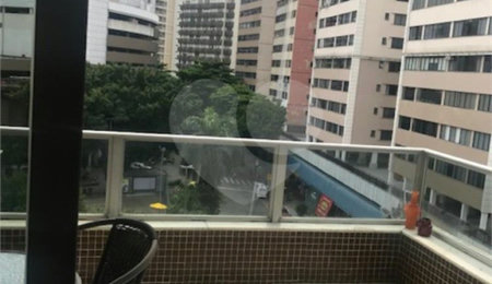 Apartamento à venda com 2 quartos, sendo 1 suíte,  em Tijuca, Rio de Janeiro, RJ