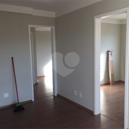 Apartamento à venda com 3 quartos, sendo 1 suíte, em Parque Reboucas, São Paulo, SP