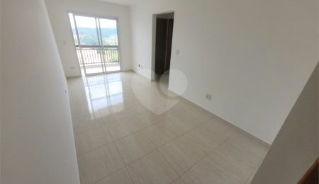 Apartamento à venda com 2 quartos em Horto, São Paulo, SP