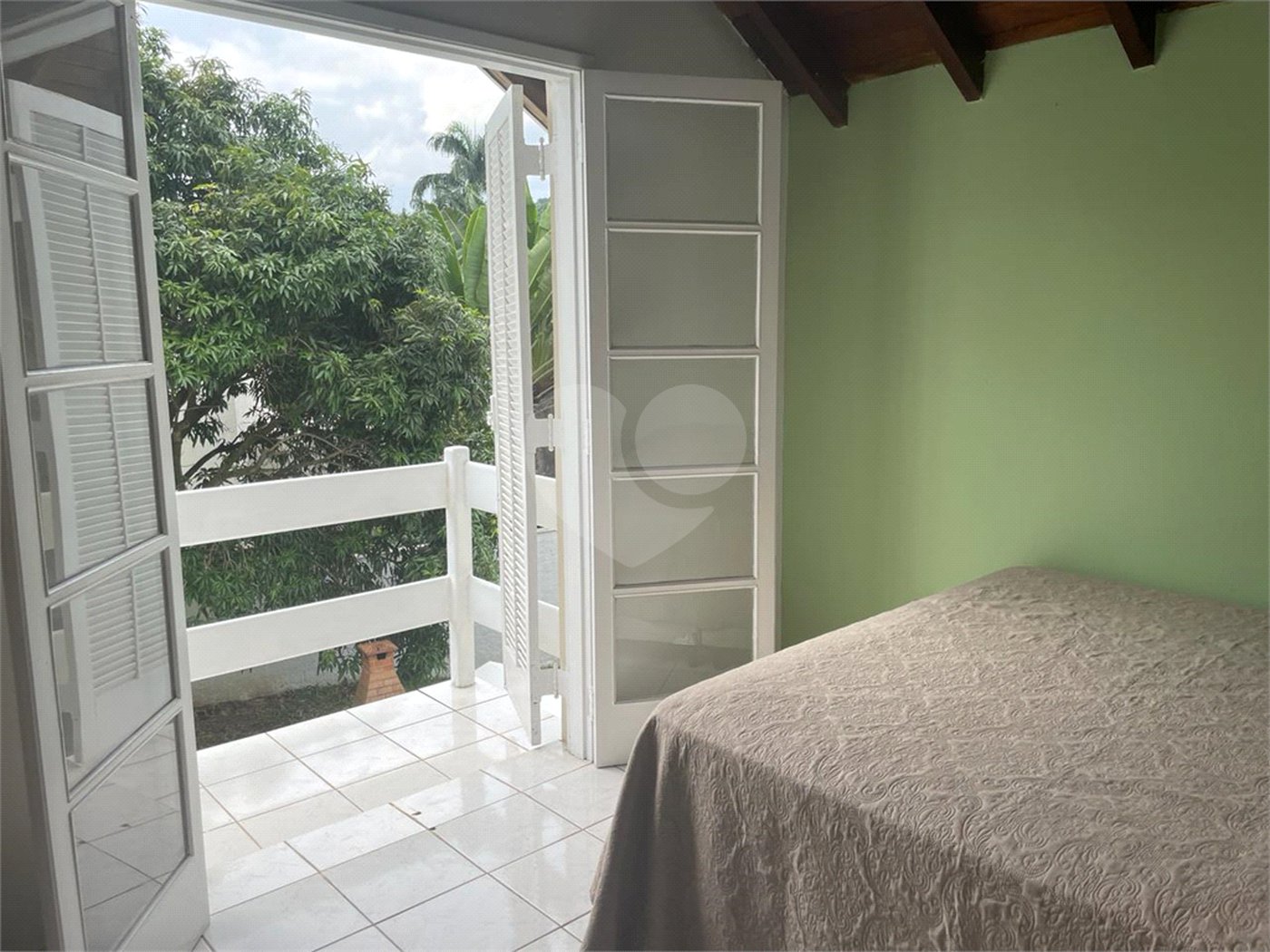 Casa à venda com 3 quartos, sendo 2 suítes,  no condomínio São Joaquim, Vinhedo - SP