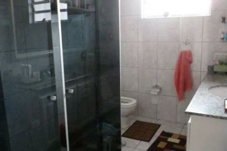 Casa Térrea à venda com 3 quartos, sendo 1 suíte,  em Caxingui, São Paulo, SP