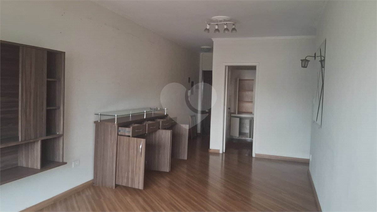 Apartamento à venda com 3 quartos, sendo 1 suíte,  em Cambuci, São Paulo, SP