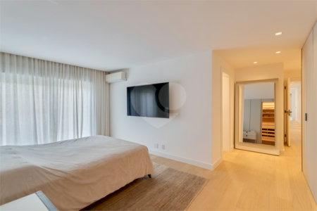 Apartamento à venda com 4 suítes em Panamby, São Paulo, SP