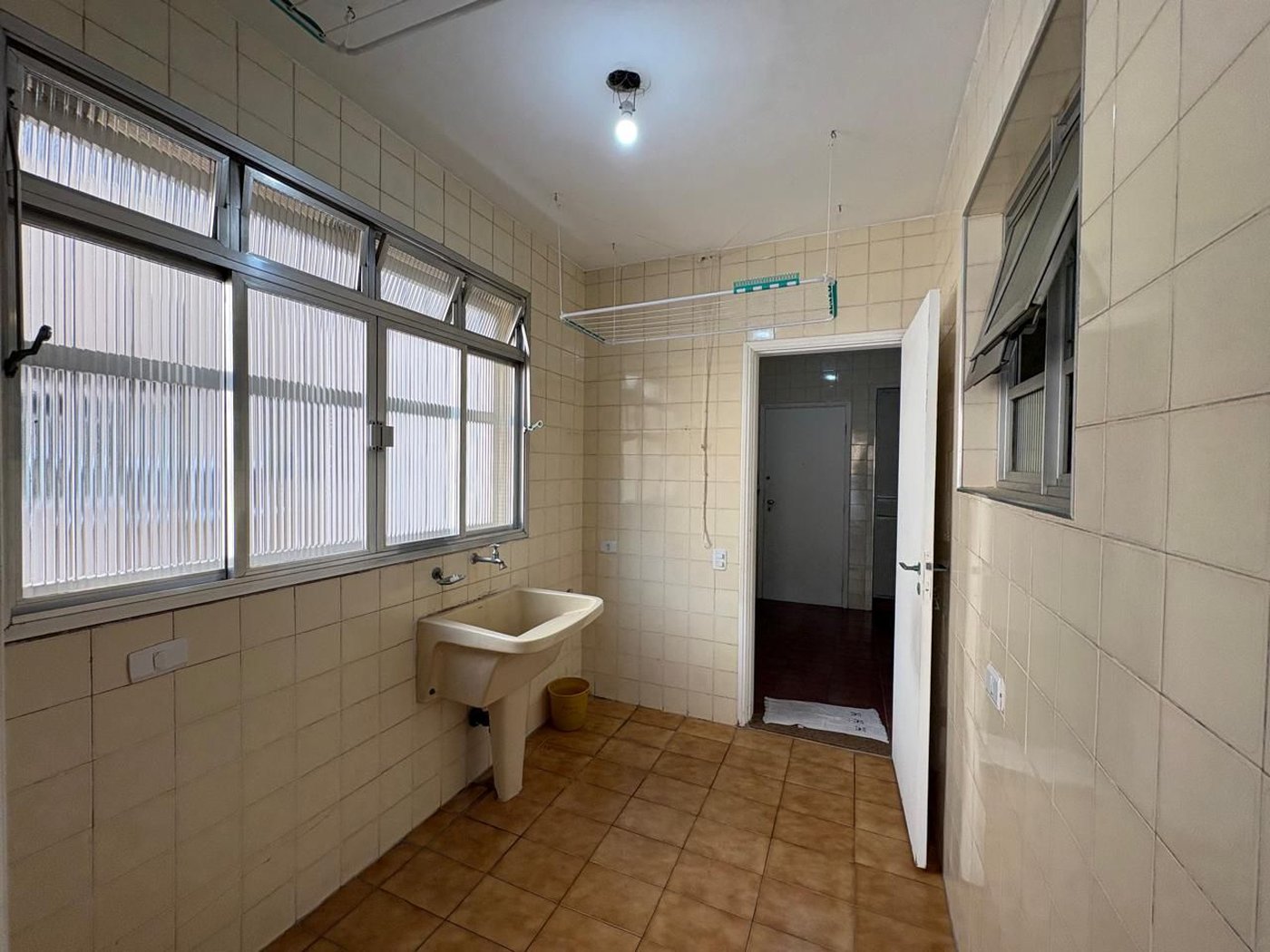 Apartamento com 3 dormitórios à venda, 135 m² por R$ 1.300.000,00 - Boqueirão - Santos/SP