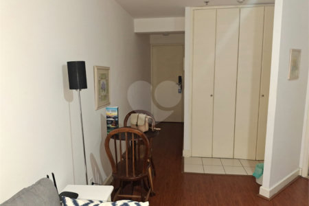 Apartamento à venda ou para alugar com 1 quarto em Cerqueira César, São Paulo, SP