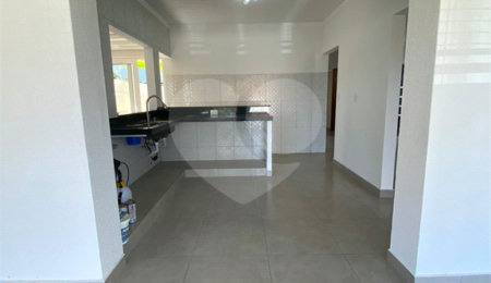 Casa à venda com 3 suítes no Centro, Vinhedo, SP