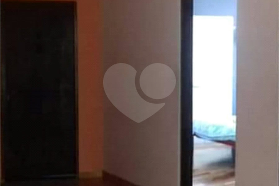 Casa à venda com 3 quartos em Jardim Santa Emilia, Guarulhos, SP