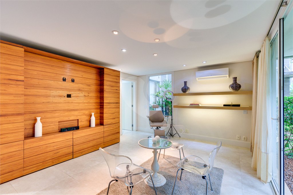 Casa à venda com 5 suítes no condomínio Vila de Palme, São Paulo - SP