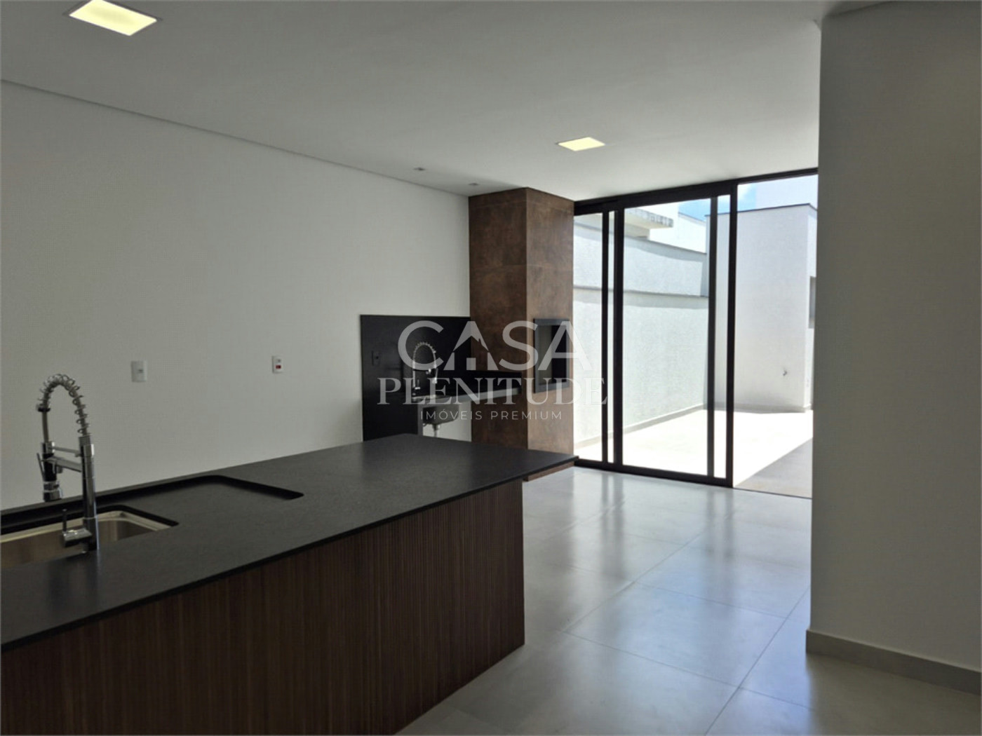 Casa em condomínio à venda com 3 quartos, sendo 1 suíte, em Jardim Villagio Milano, Sorocaba, SP