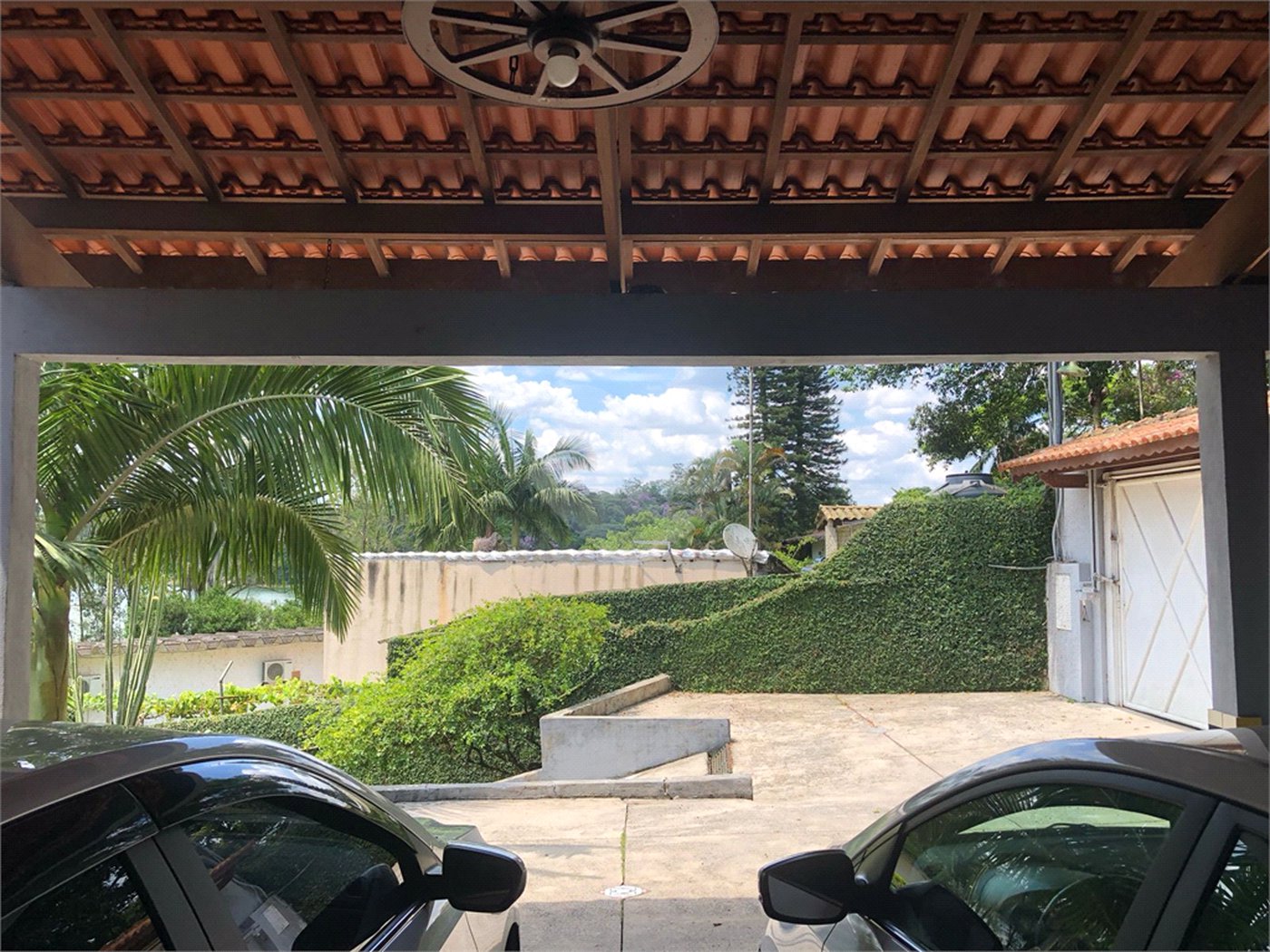 Casa à venda com 3 suítes em Dos Finco, São Bernardo do Campo, SP