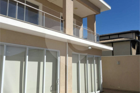 Casa à venda com 3 suítes no condomínio Portal do Jequitibá, Valinhos - SP