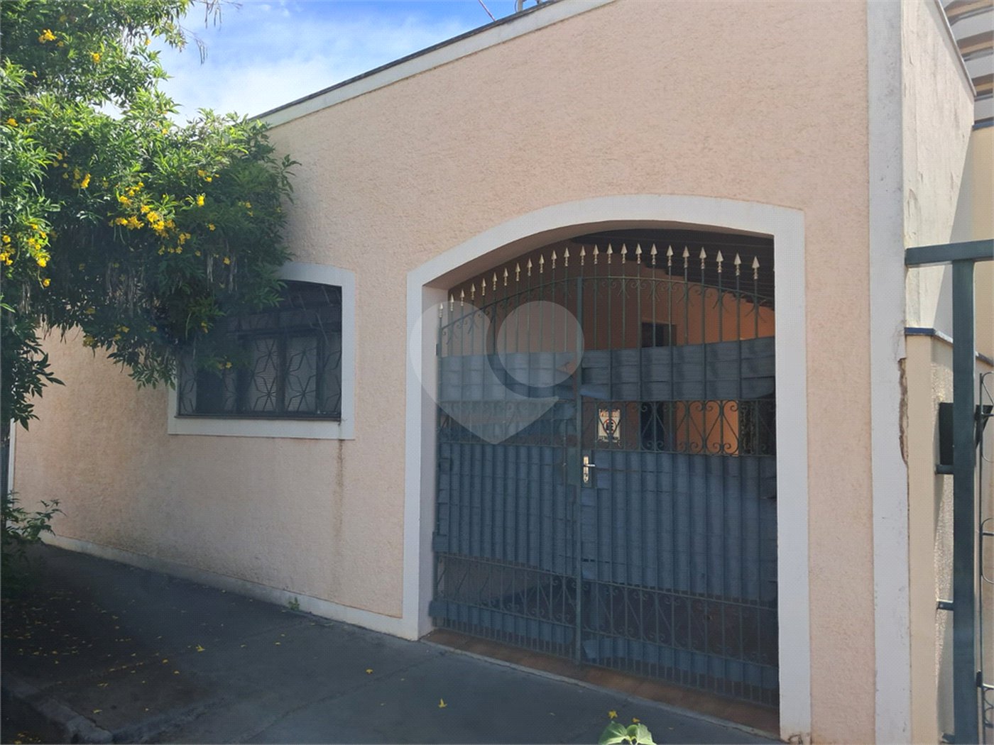 Casa à venda com 2 quartos, sendo 1 suíte, no Centro, Araraquara, SP