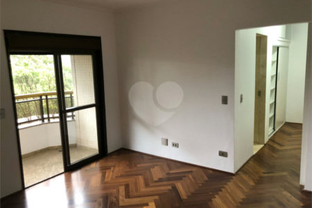 Apartamento à venda com 4 suítes em Vila Suzana, São Paulo, SP