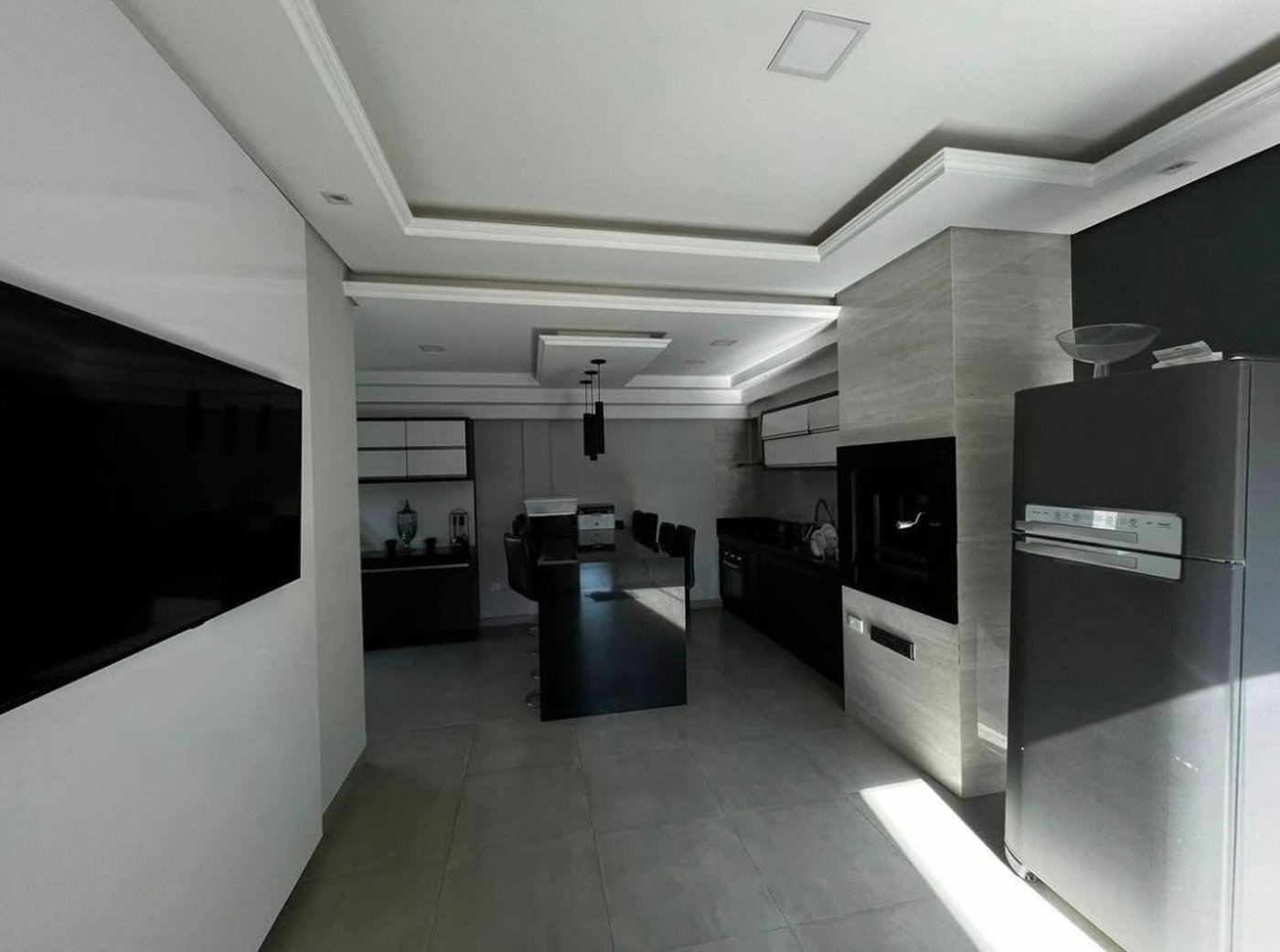 Casa à venda com 2 quartos, sendo 1 suíte,  em Três Lagoas, MS