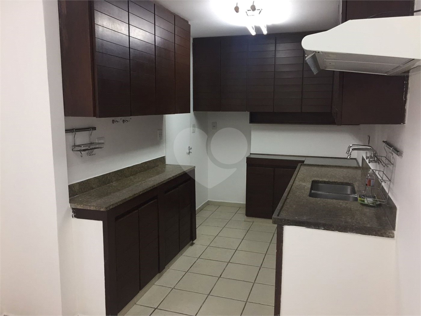 Casa de Vila à venda com 3 quartos, sendo 1 suíte, em Itaim Bibi, São Paulo, SP