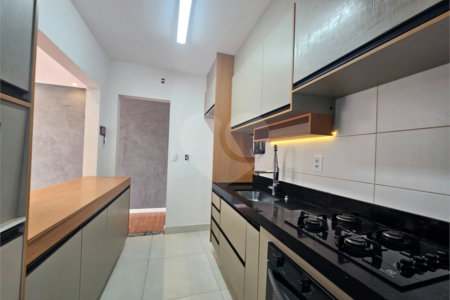 Apartamento à venda com 3 quartos, sendo 1 suíte, em Jardim Vera Cruz, Sorocaba, SP