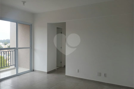 Apartamento à venda com 2 quartos, sendo 1 suíte, em Chácaras Manão, Mairinque, SP