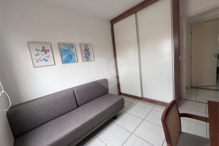 Apartamento à venda com 3 quartos, sendo 1 suíte,  em Parque Três Meninos, Sorocaba, SP