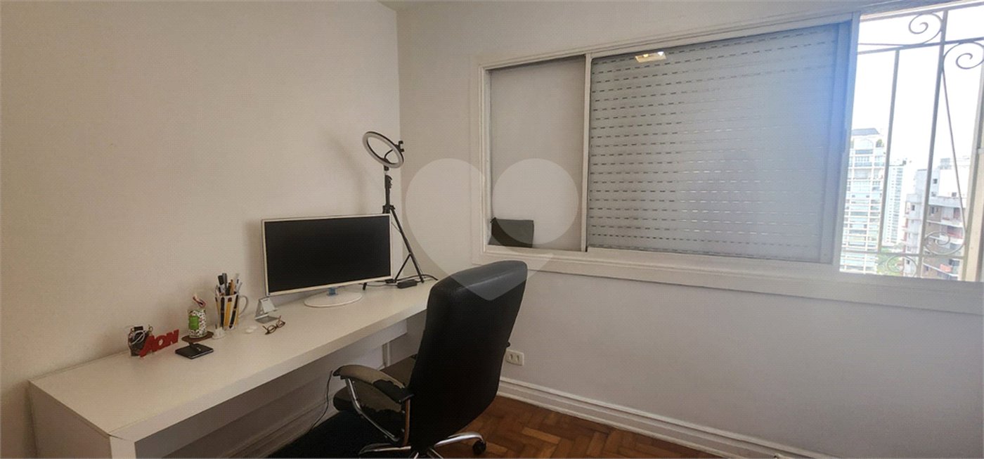 Apartamento à venda ou para alugar com 4 quartos, sendo 1 suíte, em Vila Nova Conceição, São Paulo, SP