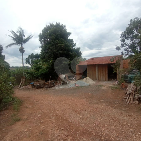 Chácara à venda com 3 quartos em Vila Belo Horizonte, Itapetininga, SP