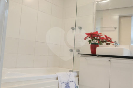 Sobrado à venda com 3 quartos, sendo 1 suíte, em Jardim São Paulo(zona Norte), São Paulo, SP