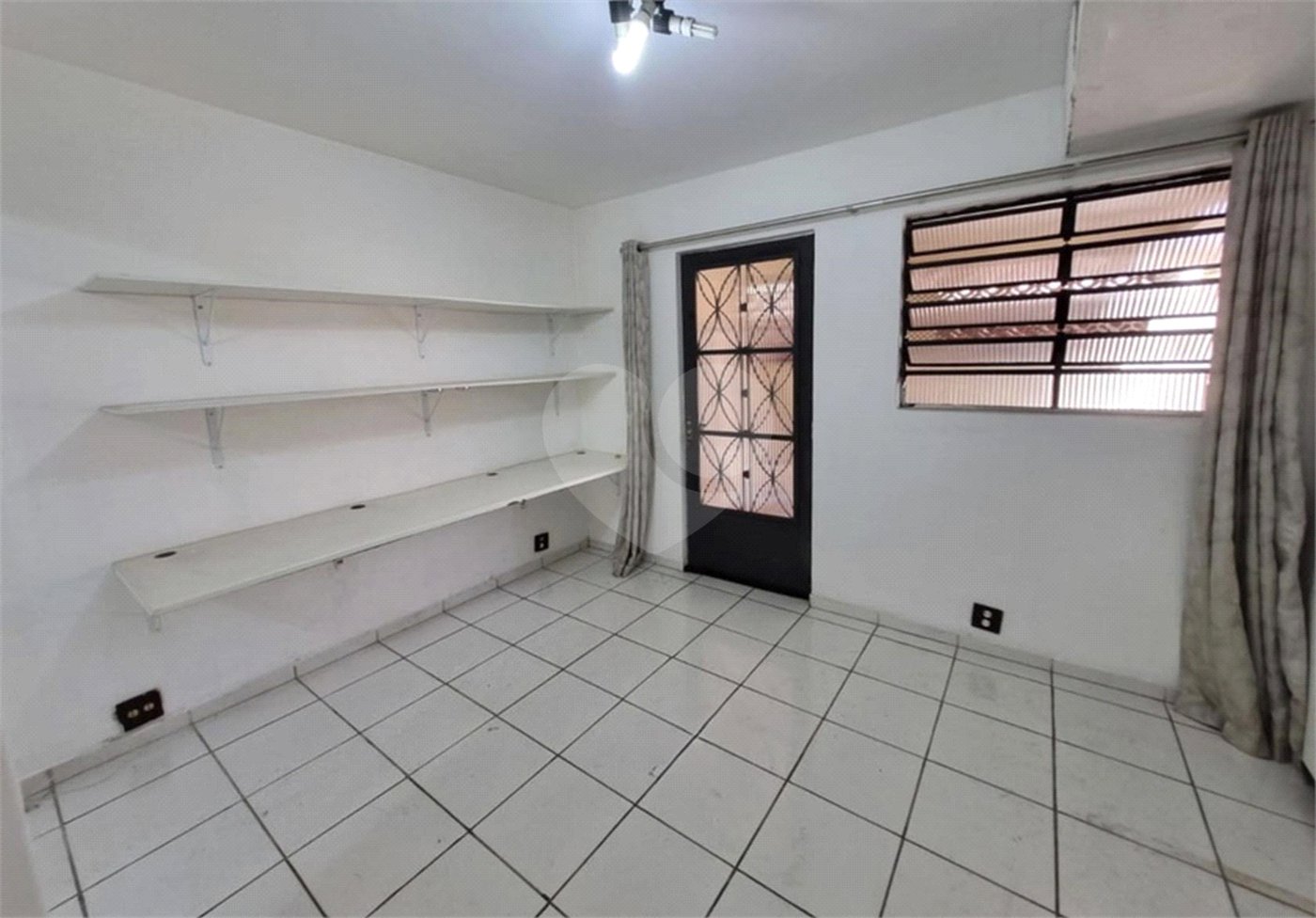 Sobrado à venda com 3 quartos, sendo 2 suítes, em Jardim Ester Yolanda, São Paulo, SP