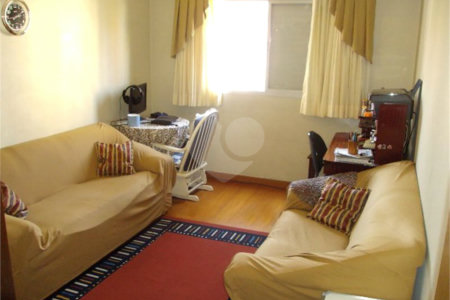 Apartamento à venda com 4 quartos, sendo 3 suítes,  em Indianópolis, São Paulo, SP