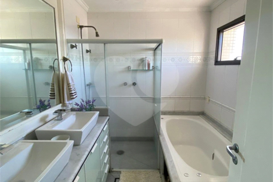 Apartamento à venda com 4 quartos, sendo 3 suítes,  em Santana, São Paulo, SP