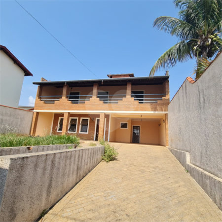 Casa à venda com 3 quartos, sendo 1 suíte, em Jardim Nova São João, São João da Boa Vista, SP