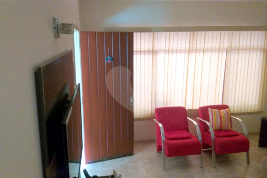 Sobrado à venda com 3 quartos, sendo 1 suíte,  em Parada Inglesa, São Paulo, SP