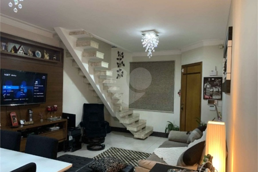 Sobrado à venda com 3 suítes em Vila Guilherme, São Paulo, SP