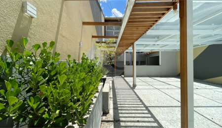Sobrado à venda com 2 suítes em Tremembé, São Paulo, SP