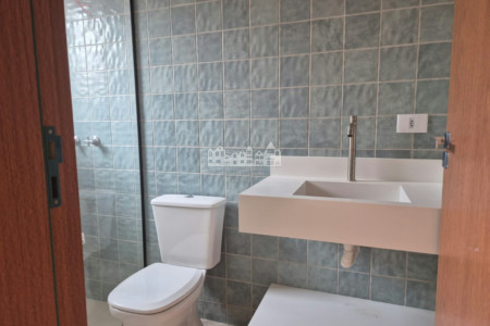 Casa à venda com 3 suítes em Vila Petrópolis, Atibaia, SP