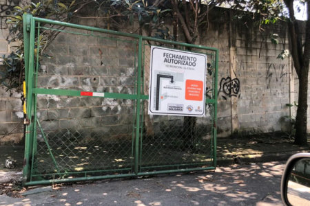 Casa à venda com 4 quartos, sendo 1 suíte, em Jardim Colombo, São Paulo, SP