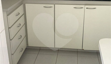 Prédio à venda ou para alugar com 11 suítes em Campo Belo, São Paulo, SP