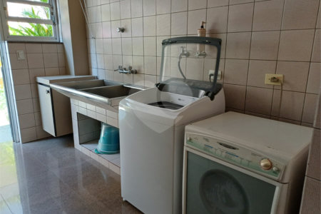 Sobrado à venda com 5 quartos, sendo 3 suítes, em Jardim Franca, São Paulo, SP