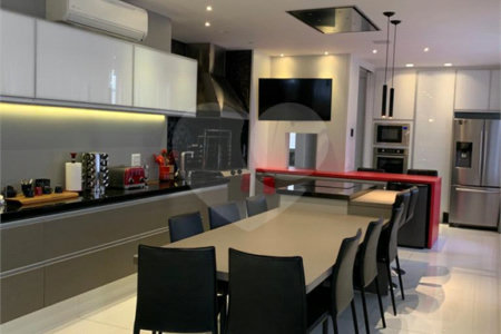 Apartamento amplo e moderno com 03 suítes e 03 vagas para autos no Higienópolis.