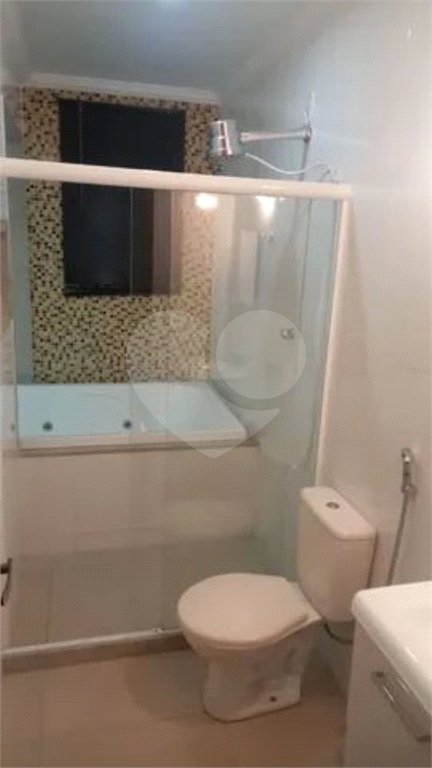 Casa à venda com 4 quartos, sendo 1 suíte, no condomínio River Plate, Rio de Janeiro - RJ