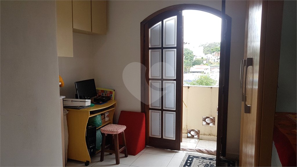 Sobrado à venda com 2 suítes em Tremembé, São Paulo, SP