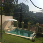 Casa à venda com 5 quartos, sendo 4 suítes, no condomínio Jardim Vitória Régia, São Paulo - SP