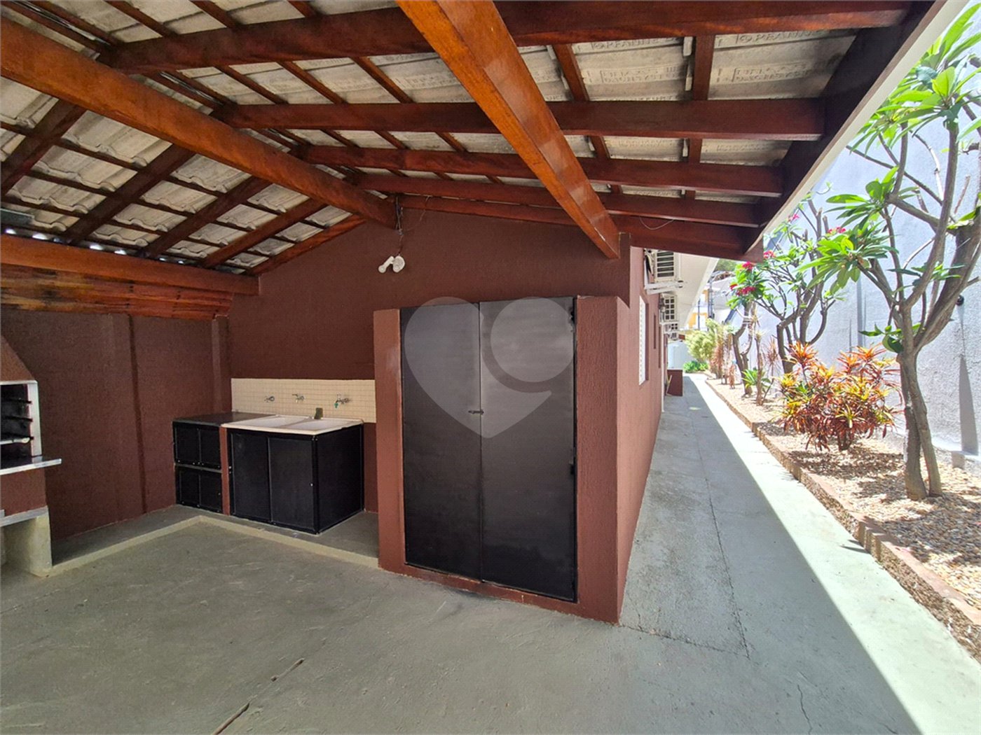 Casa Térrea à venda com 3 quartos, sendo 1 suíte, no Centro, Vinhedo, SP