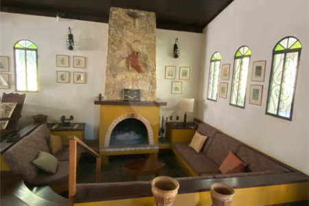 Casa à venda com 4 quartos, sendo 1 suíte, em Portal das Pedras-canedos (batatuba), Piracaia, SP