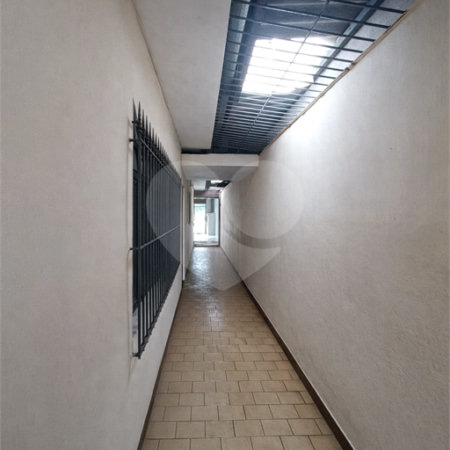 Casa à venda com 3 quartos, sendo 1 suíte, em Jardim Santo Elias, São Paulo, SP