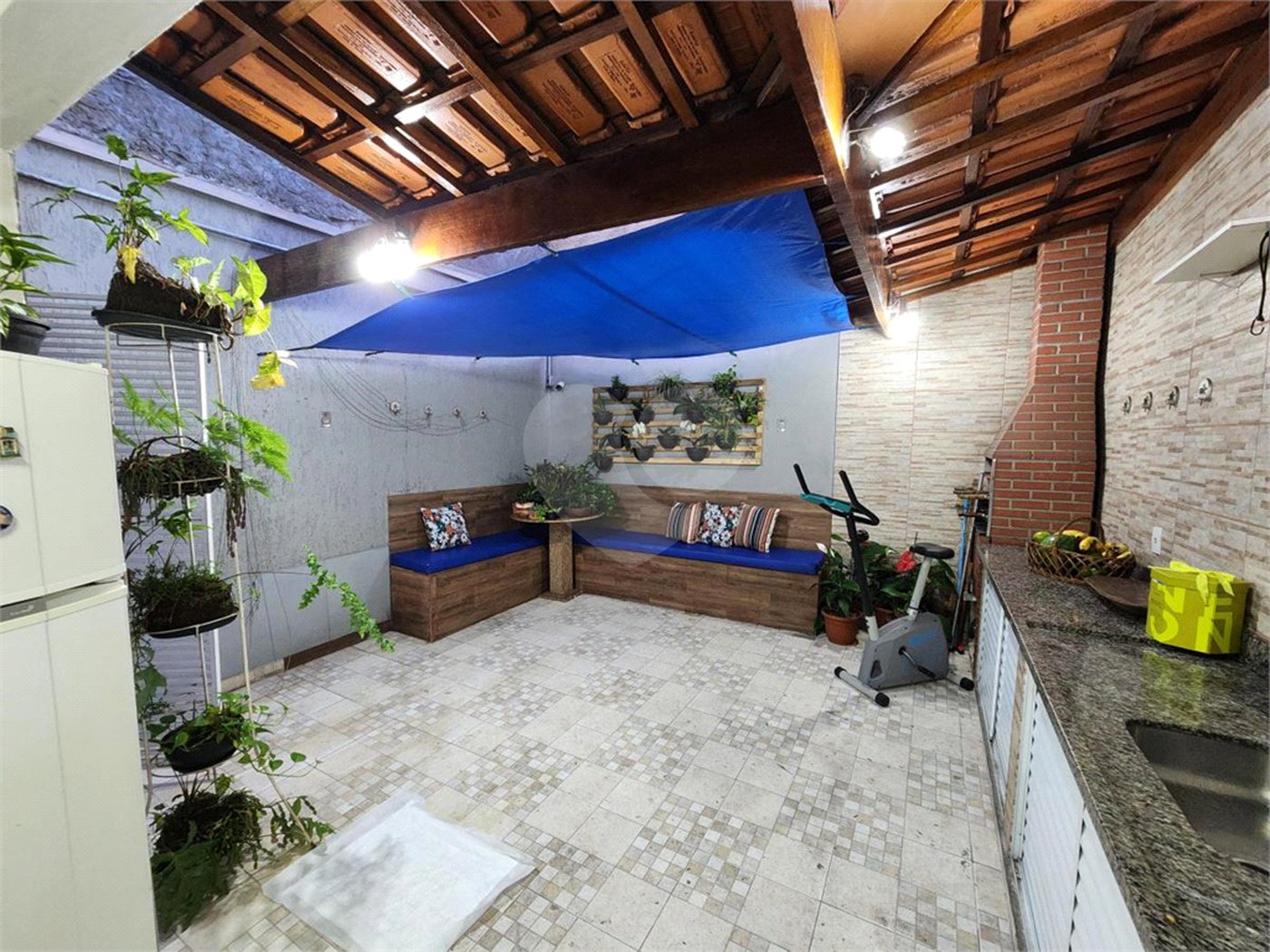 Sobrado à venda com 3 quartos, sendo 1 suíte,  em Jardim Ana Maria, São Paulo, SP