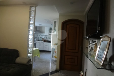 Sobrado à venda com 4 suítes em Santa Teresinha, São Paulo, SP
