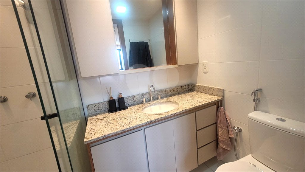 Cobertura à venda com 3 quartos, sendo 1 suíte,  em Tijuca, Rio de Janeiro, RJ