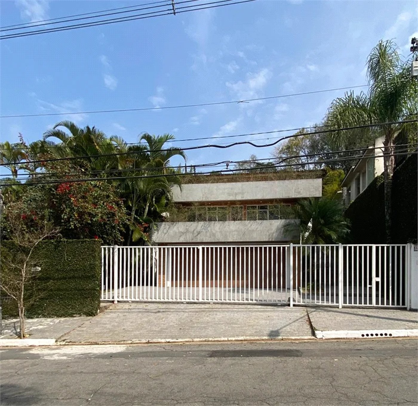 Casa à venda com 3 suítes em Fazenda Morumbi, São Paulo, SP
