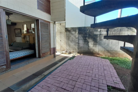 Casa à venda com 3 quartos, sendo 1 suíte, em Alto da Boa Vista, São Paulo, SP