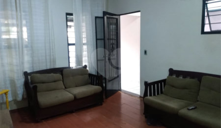 Casa à venda com 2 quartos em Parque da Lagoa, Itapetininga, SP